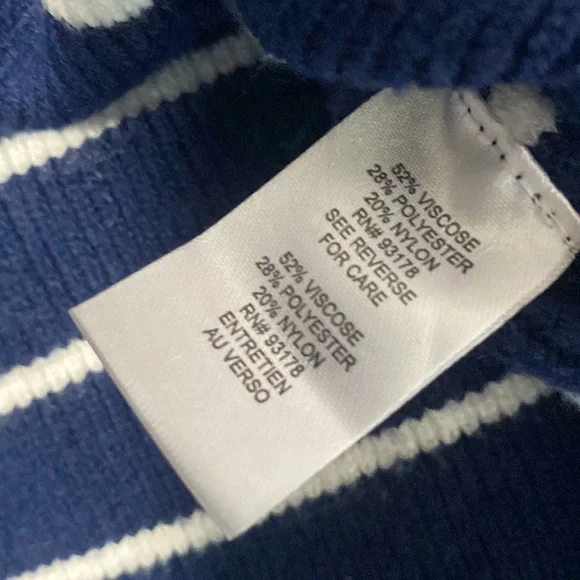 Tahari hooded sweater womenβs small navy white stripes knit hoodie top (Sm) π - Picture 6 of 6